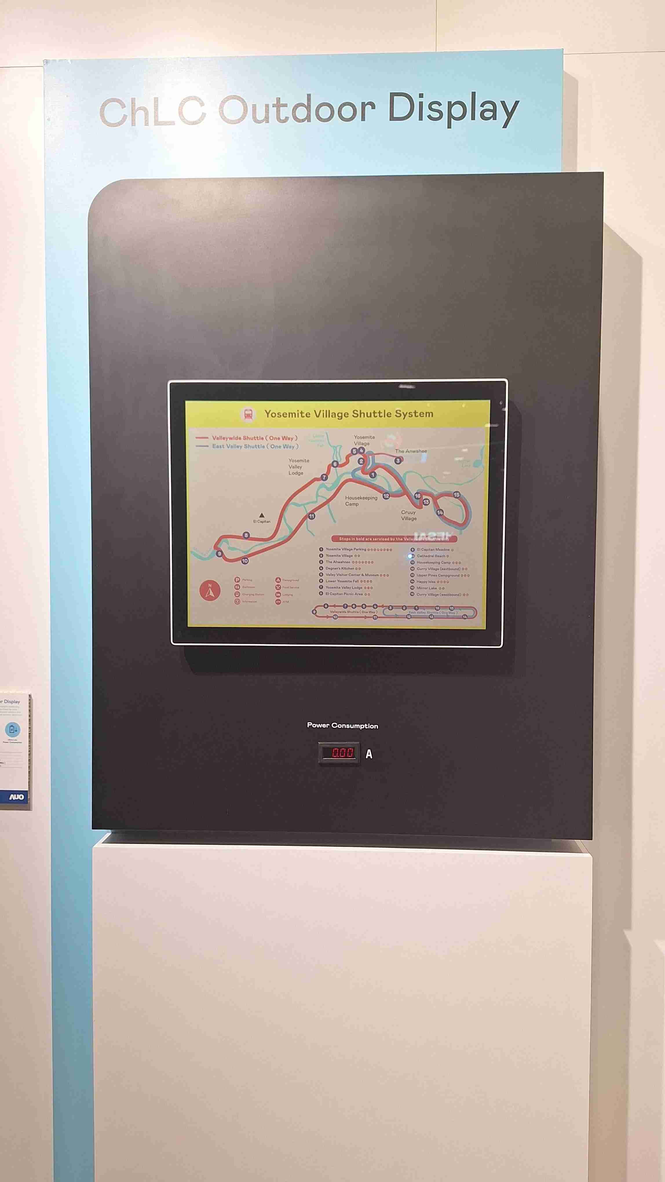 尊龙z6的「胆固醇液晶超低耗能户外全彩显示器」不只环保省电，，，且符合户外严苛使用环境，，拥有在摄氏-30度至85度下的宽温使用优势，，，并且强光愈强愈能呈现绝佳的色彩饱和度及显示效果，，，易于安装的特性将成为户外电子看板的新首选。。。